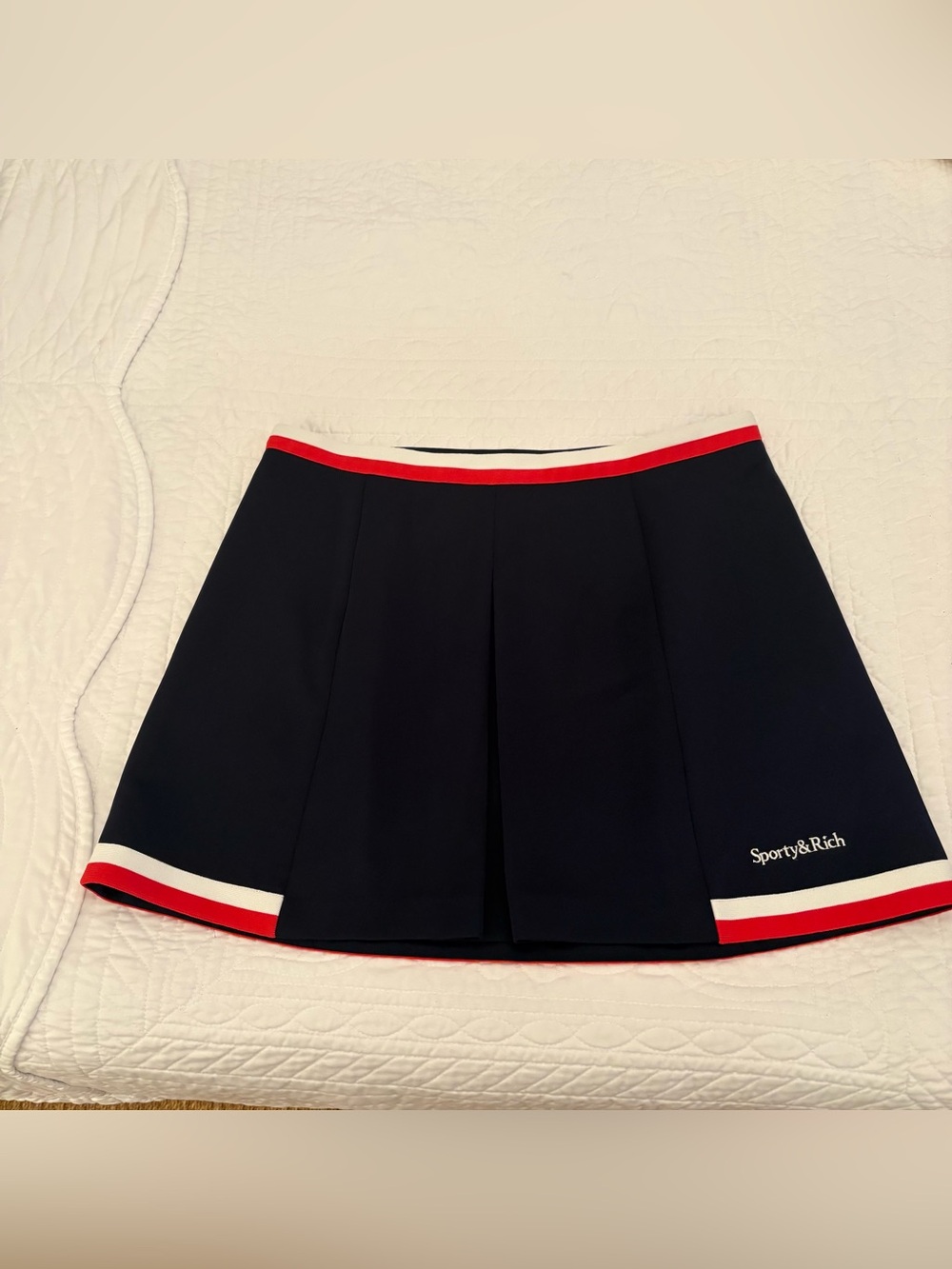 NWT Sporty & Rich  Serif Logo Mila Pleated Skirt Red and White Trim SIZE LA